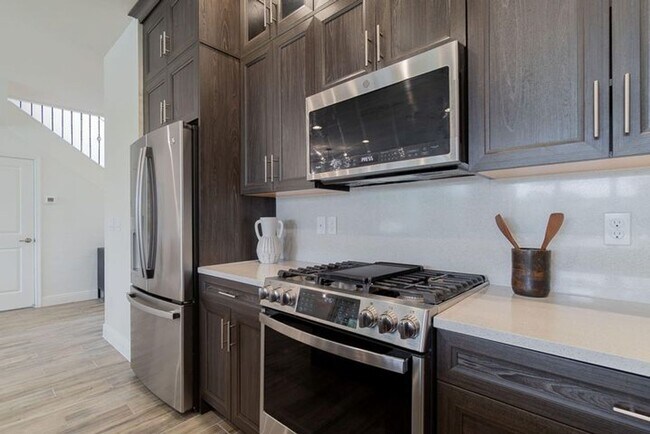 Building Photo - 4985 Coquina Pl