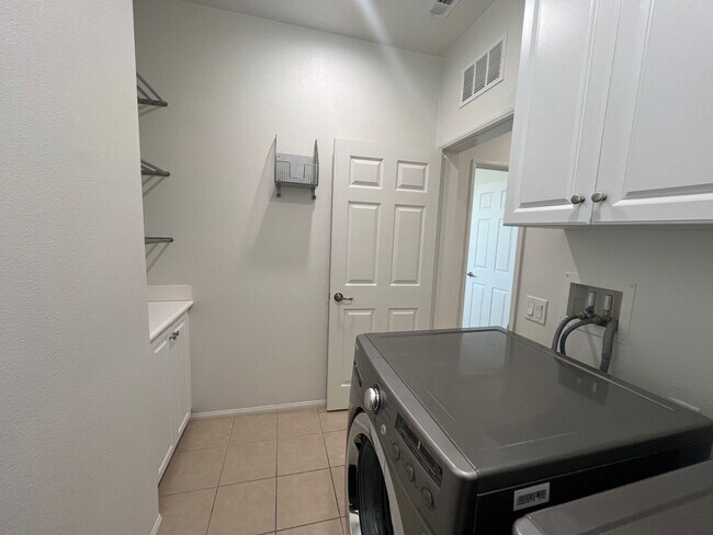 Building Photo - 115 Aliso Ridge Loop