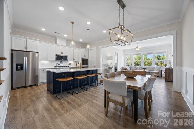 Building Photo - 4832 Blanchard Wy