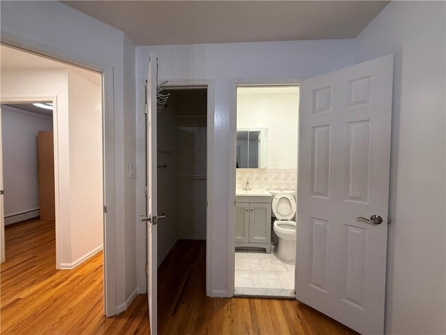 Building Photo - 1922 W 13th St