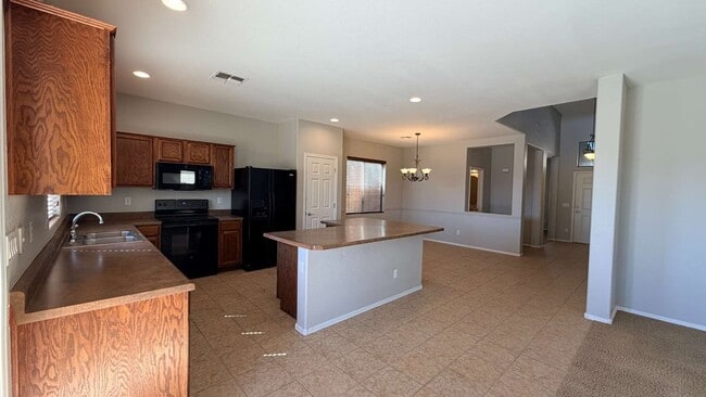 Building Photo - 45321 Miramar Rd