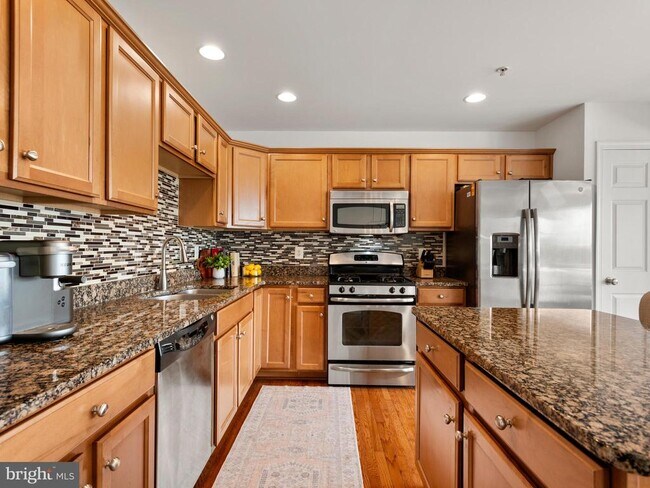 Building Photo - 232 Tall Trees Cir