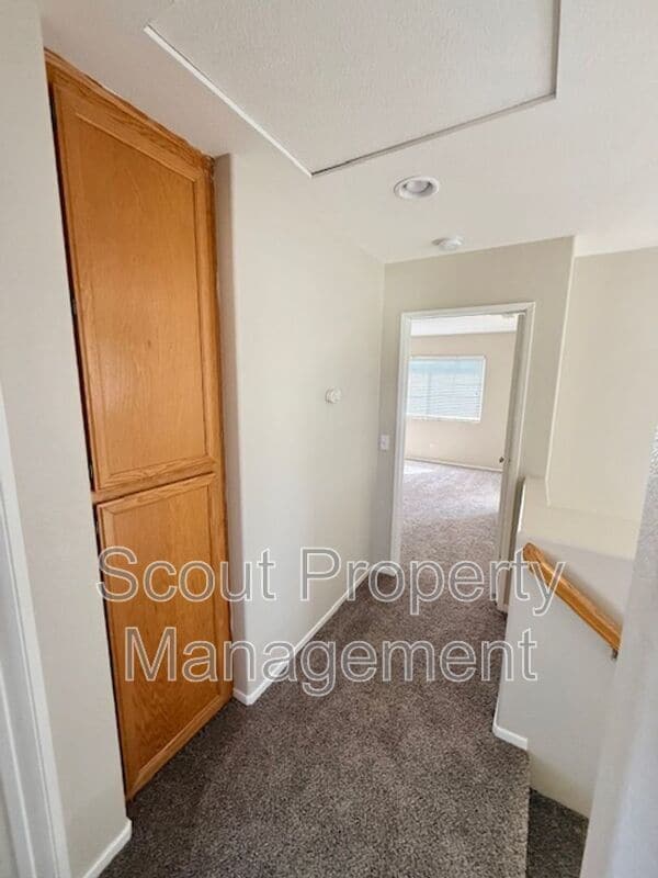 Building Photo - 43174 Teramo St