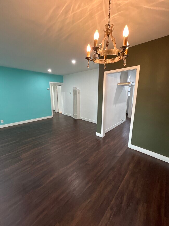Living Room view towards Bedrooms & Kitchen - 5510 York Blvd