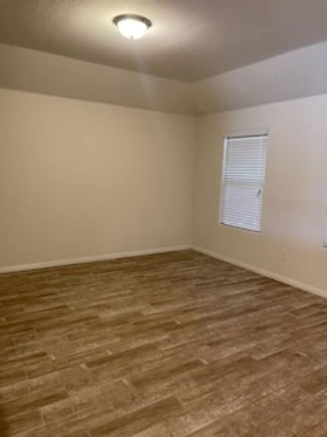 Building Photo - 4212 Tollcross Ln