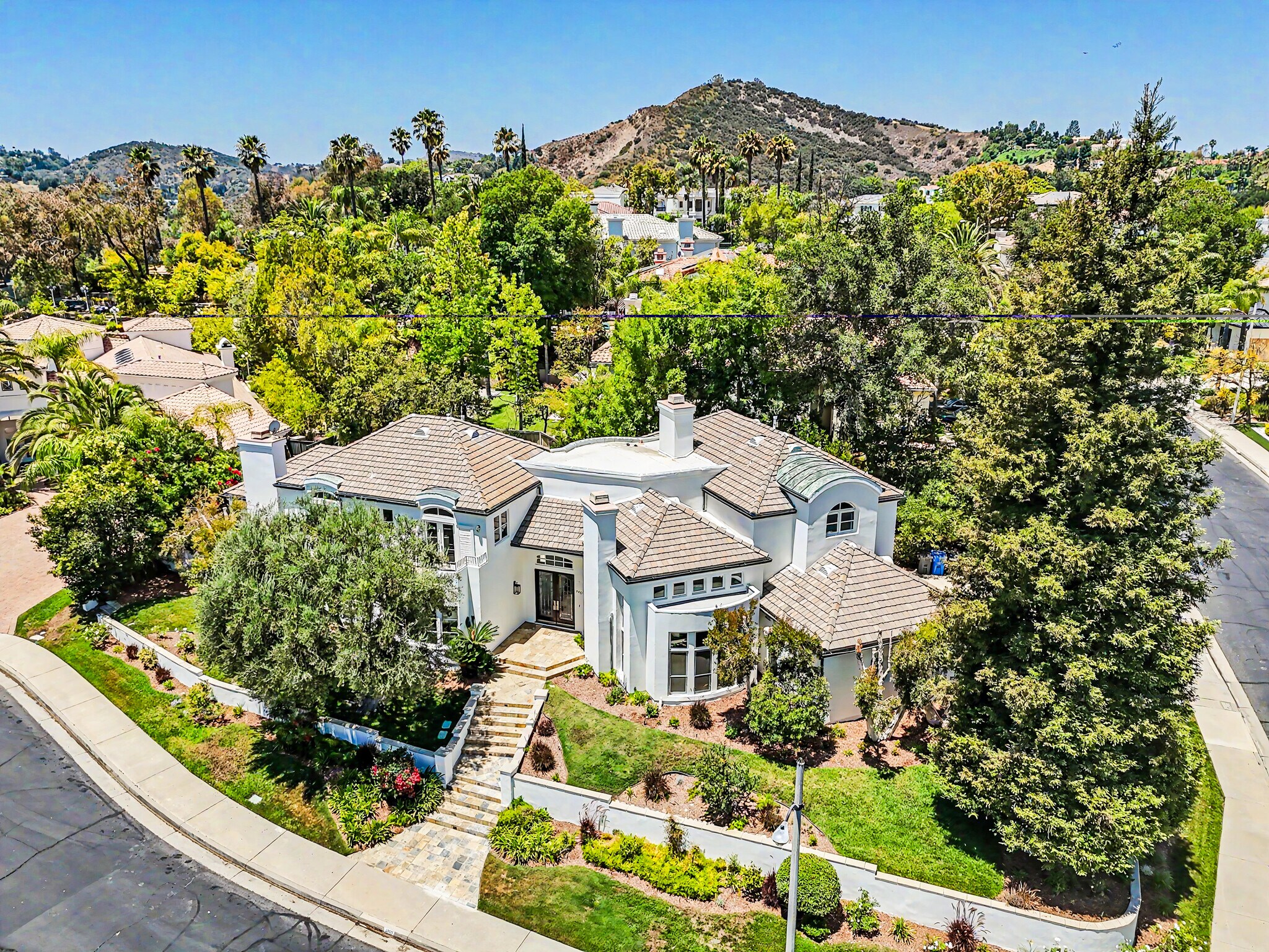 Building Photo - 3907 Peartree Pl