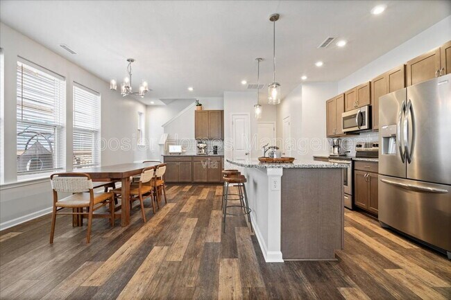 Building Photo - 9239 Hawley Dr
