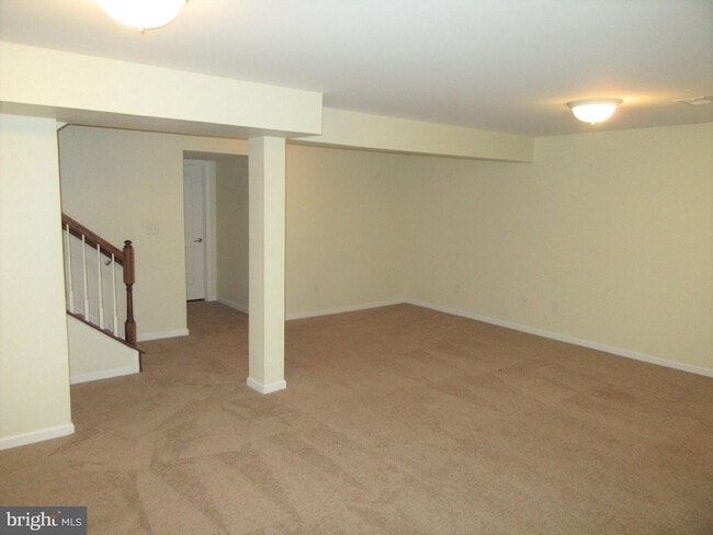 Building Photo - 1209 Madison Ln
