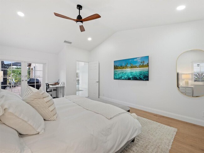 Building Photo - 413 Cameron Dr