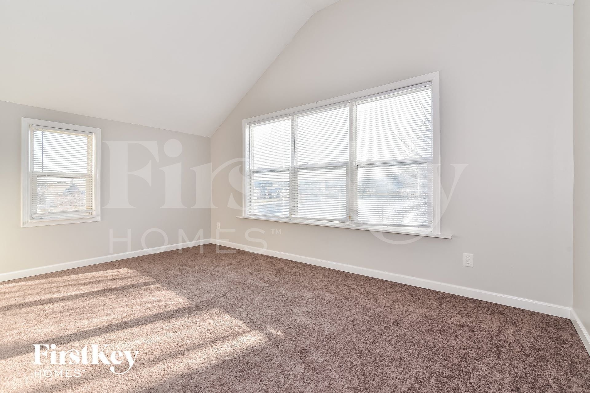 Building Photo - 2603 Dawnlake Dr