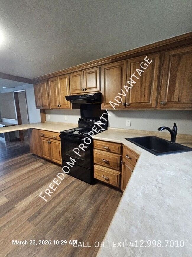 Building Photo - 1920 Idaho St