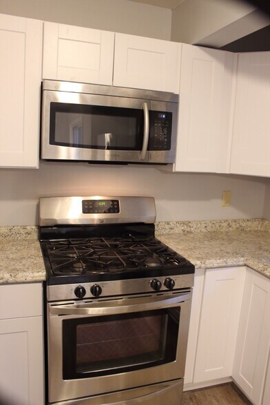 Brand new appliances, all stainless - 573 Innkeeper Ln