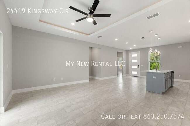 Building Photo - 24419 SW Kingsway Cir