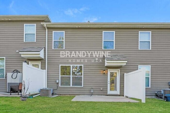 Building Photo - 1053 Woodbridge Blvd