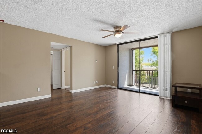 Building Photo - 13605 Eagle Ridge Dr