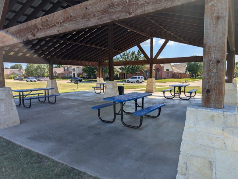 Building Photo - 8915 Wild Rose Ln