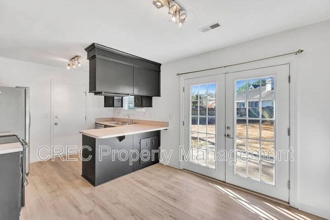 Building Photo - 8557 S Waccamaw Ct