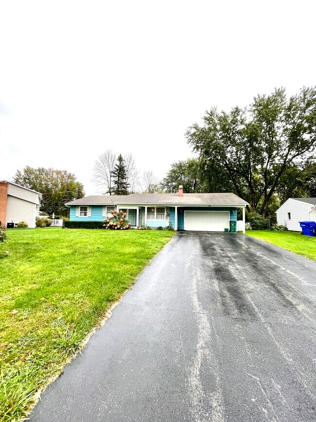 Primary Photo - 76 Marble Dr