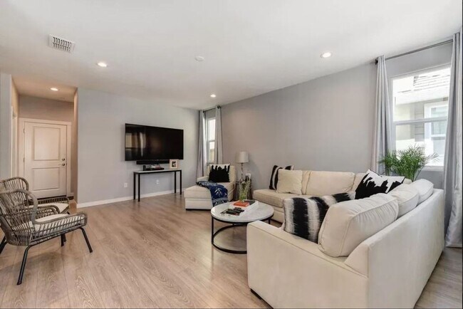 Building Photo - Gorgeous 4 Bedroom Patio Home in Rocklin