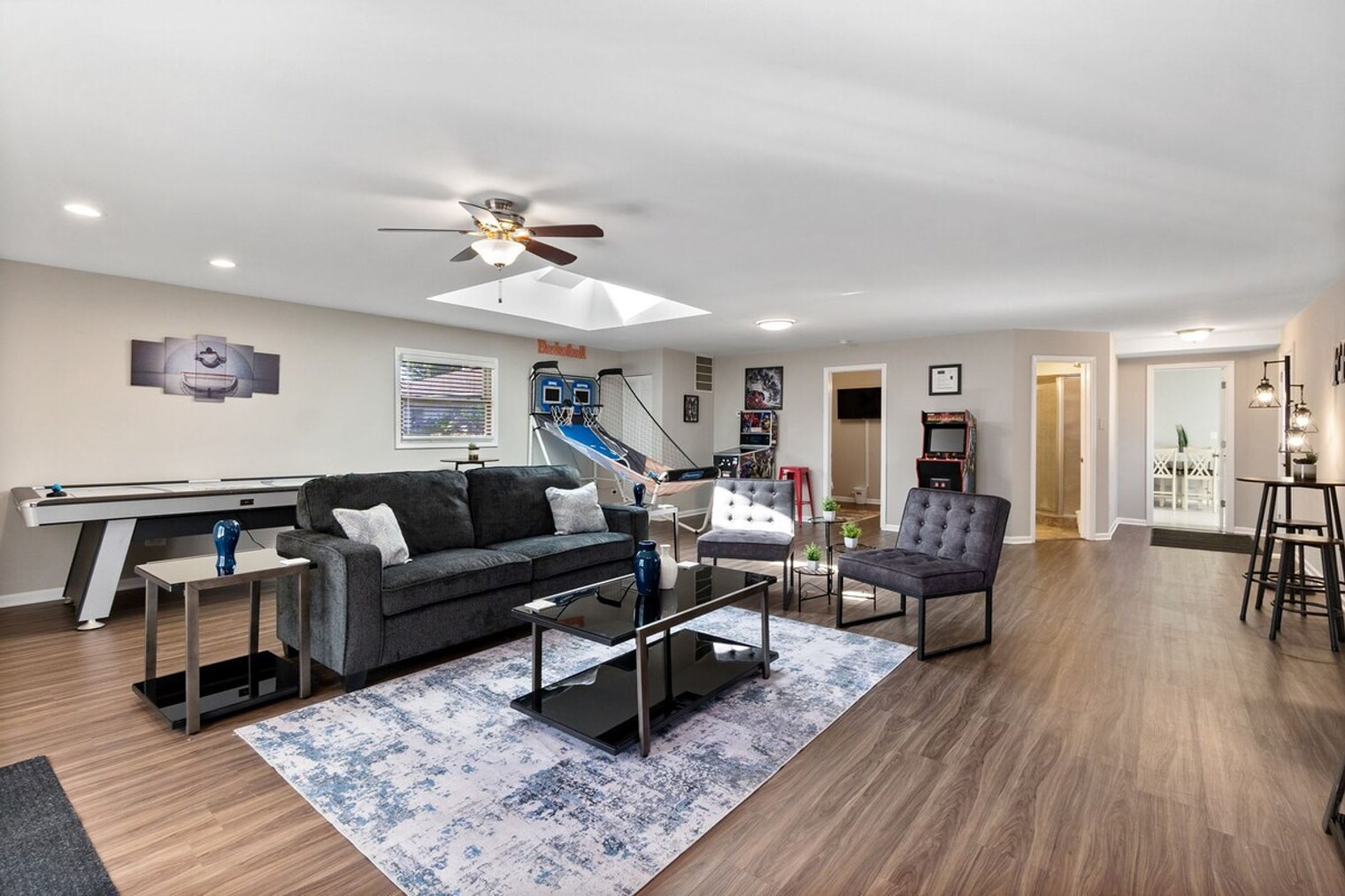 Building Photo - 6911 W 87th St