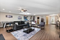 Building Photo - 6815 W 87th St