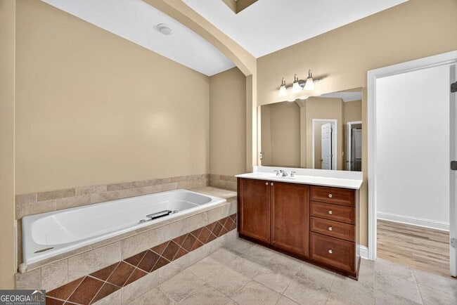 Building Photo - 1222 Creekside Pl SE