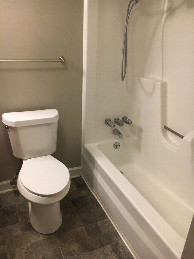 Building Photo - bg1008