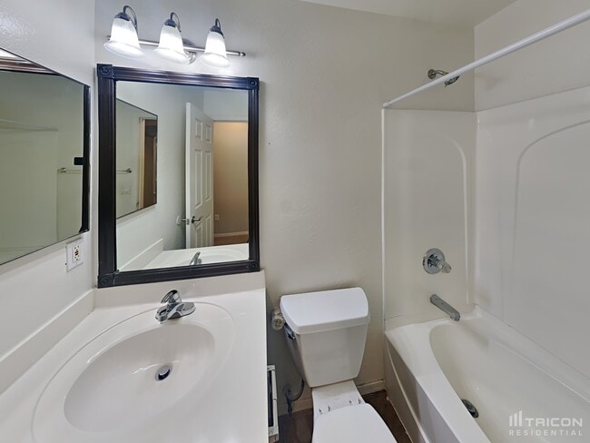 Building Photo - 31361 N Blackfoot Dr
