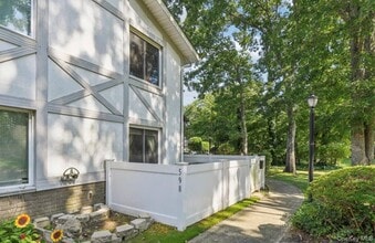 Building Photo - 598 Blue Ridge Dr