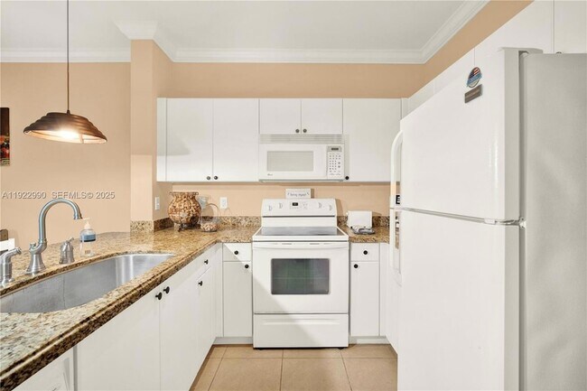 Building Photo - 2239 SE 23rd Ave