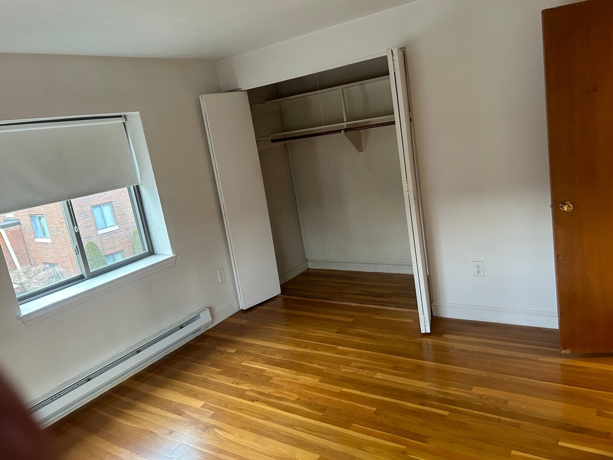 Building Photo - 189 W Wyoming Ave