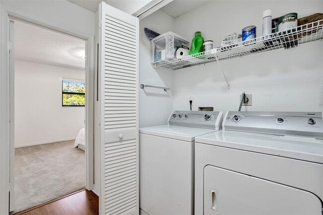 Building Photo - 3407 Emerald Oaks Dr