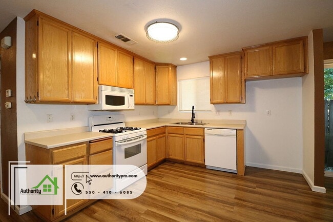 Building Photo - 1108 Grange St