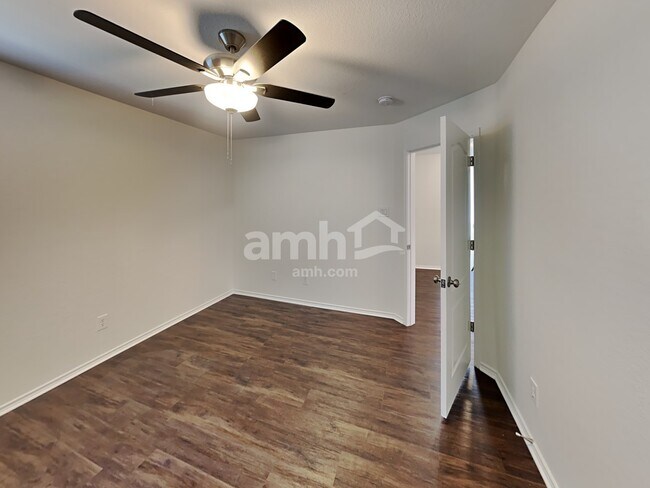 Building Photo - 6210 Kimble Mill