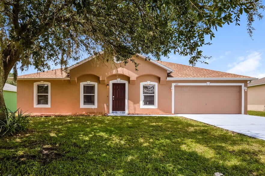 Primary Photo - 421 Eagle Dr