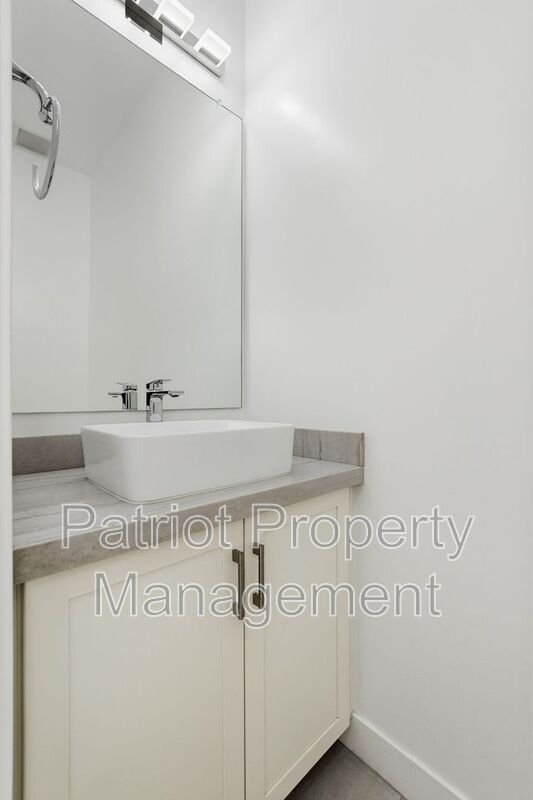 Building Photo - 7347 E Vista Bonita Dr