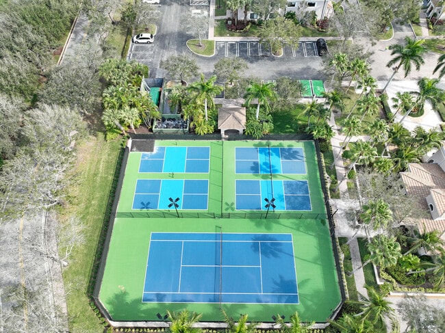 Building Photo - 2916 Tuscany Ct