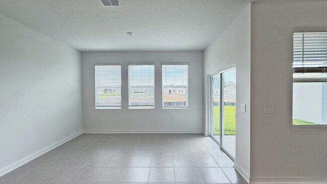 Building Photo - 5103 BRIDGEHAVEN Rd