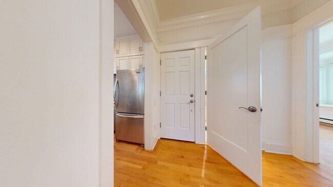 Building Photo - 29-29 Pleasant St