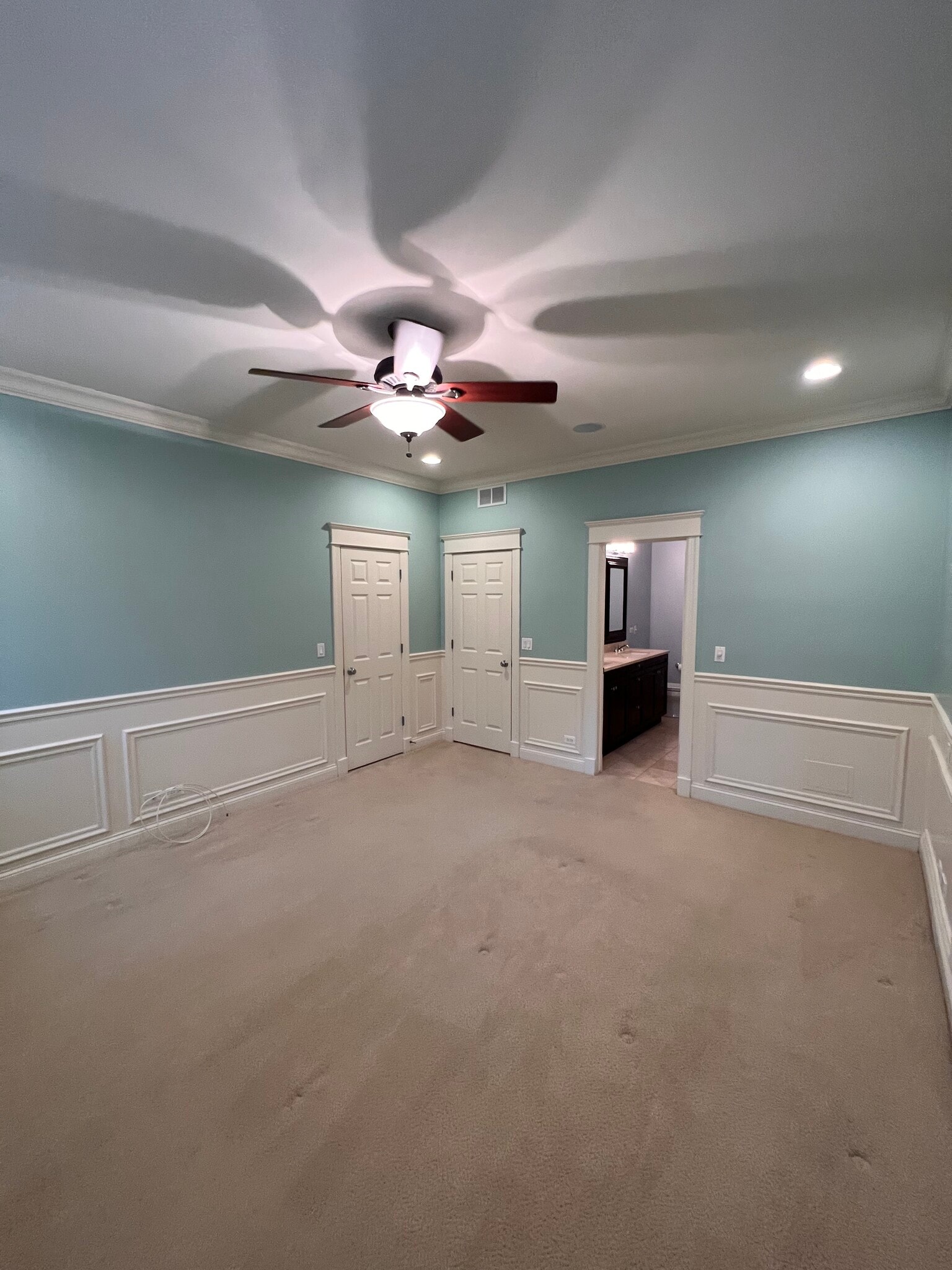 Primary Bedroom - 2042 N Racine Ave