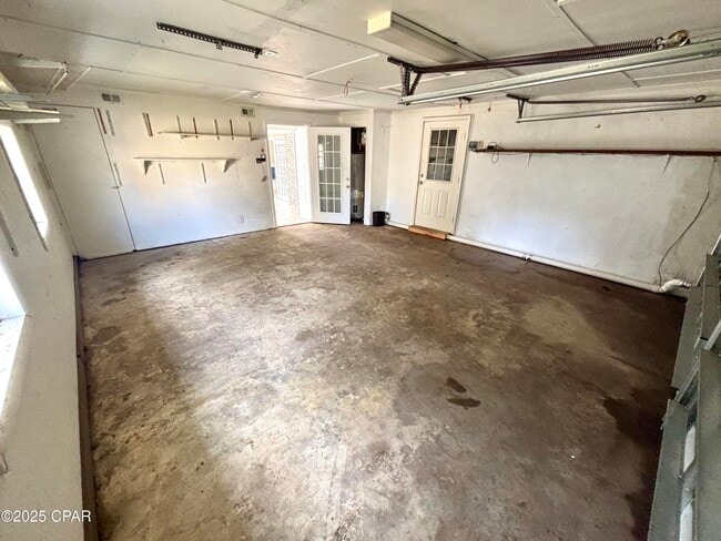 Building Photo - 1206 Buena Vista Blvd