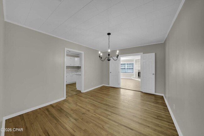 Building Photo - 2936 Syracuse Ave