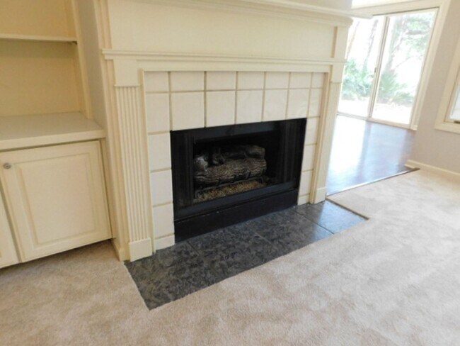 Building Photo - Nice Home In Hilton Head Plantation