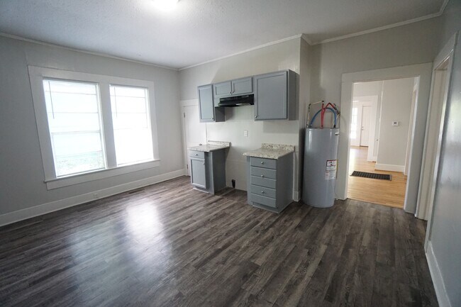 Building Photo - 4335 Jackson St