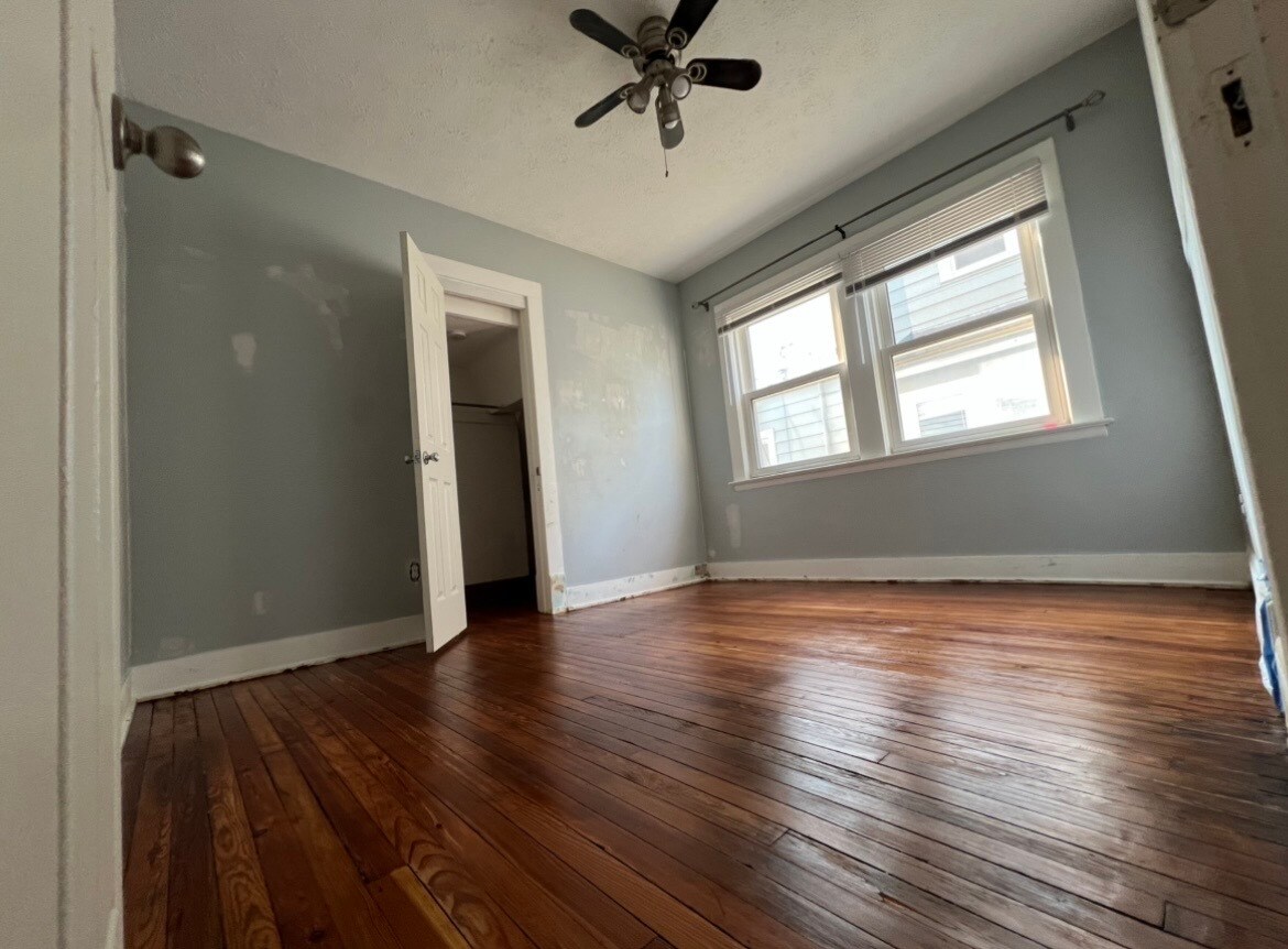 Building Photo - 1505 Wagar Ave