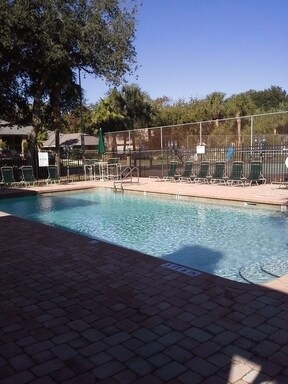 Building Photo - 3525 Sable Palm Ln