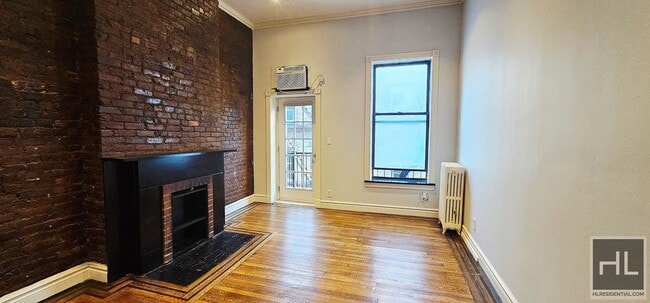 Building Photo - 51 Leroy St