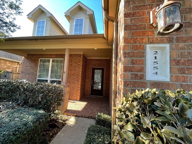 Building Photo - 21554 Hawkspur Ridge St