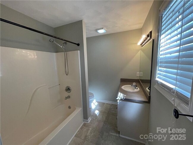 Building Photo - 2474 Oak Valley Ln