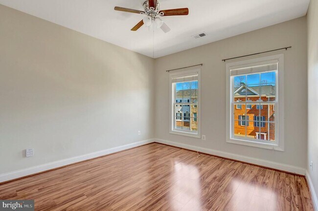 Building Photo - 6830 Hartzell Hill Ln